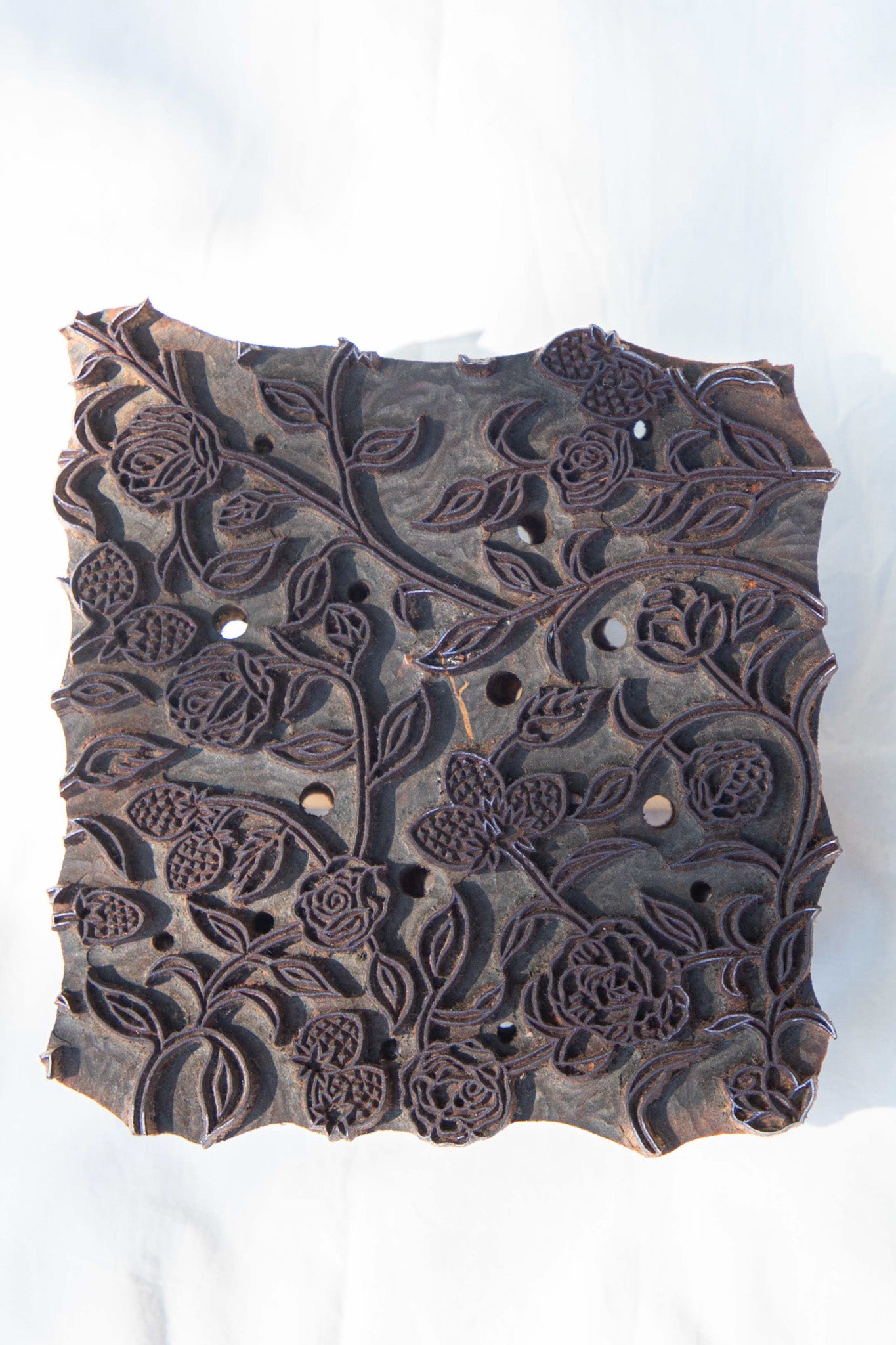 roses and berries block