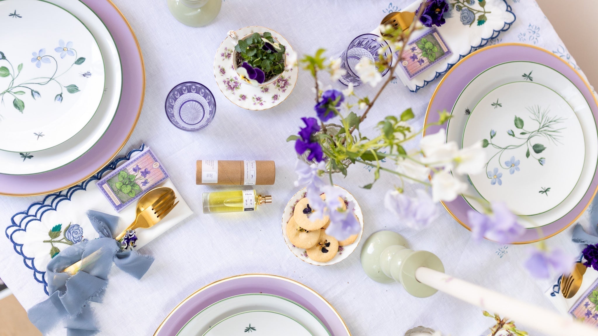 Violet Ffern Tablescape